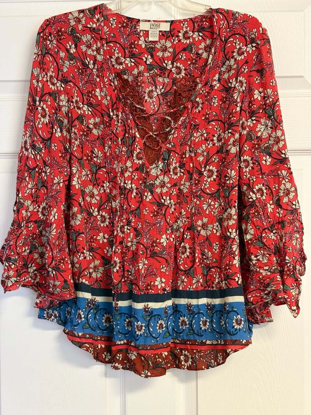 Vintage America Blues aBoho Chic Top Size L Red Floral Lace Up V Neck Blouse